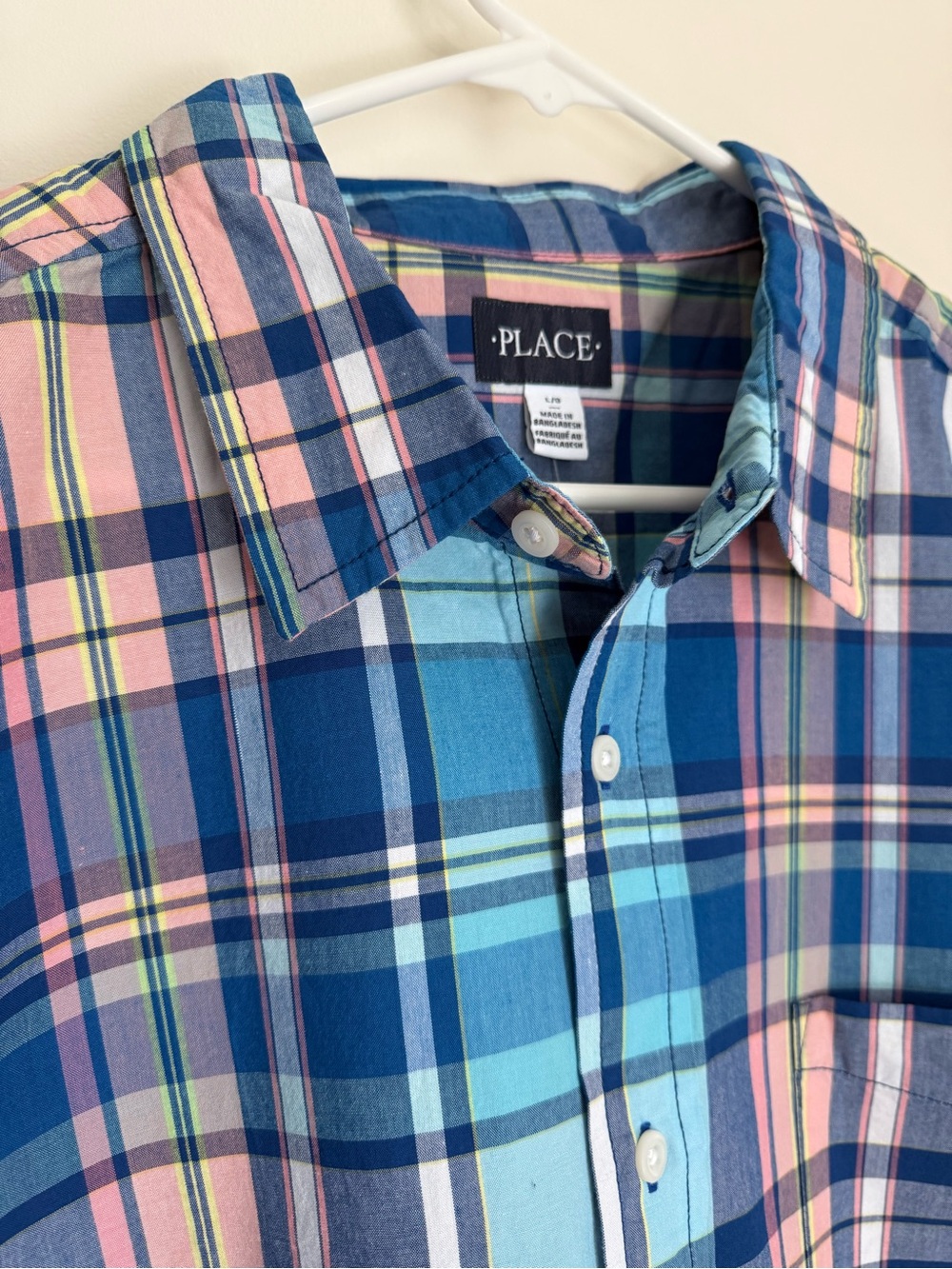 Men’s Short-Sleeve Plaid Button-Down Shirt